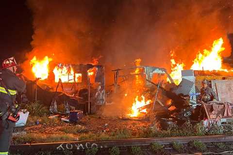 Propane tanks explode at West Oakland homeless encampment fire