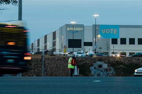 Union Trails in Amazon Vote in Alabama, With Challenges Pending