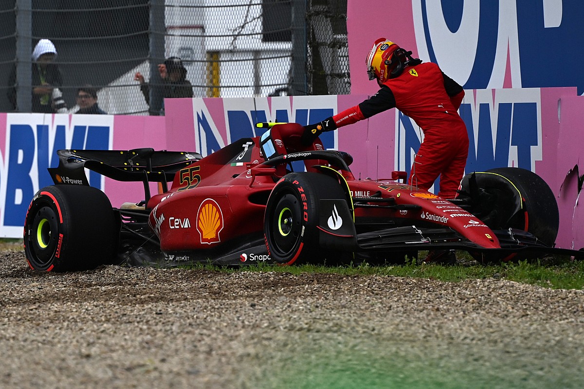 Ferrari F1 struggles involve private matters and technical secrets