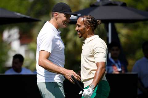  Simply Imagining Playing With NFL Giant Tom Brady Left 161lbs F1 Champ Lewis Hamilton Stammering..