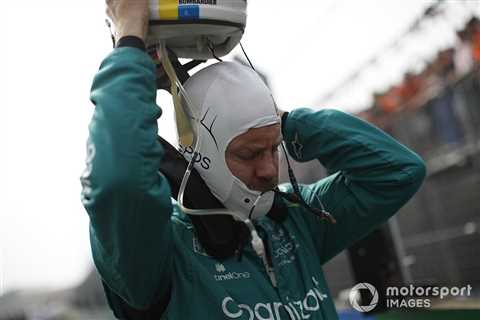  Vettel on Hamilton blocking in Dutch GP: “I can’t disappear” 