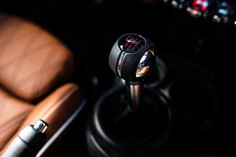 Mini Will Attempt To Save the Manuals With a New Stick Shift School