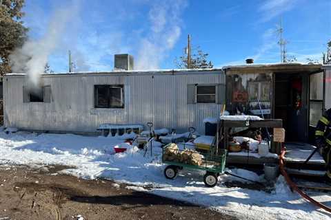 Fire destroys Tumalo manufactured home; homeowner used heat gun to try to thaw frozen pipes