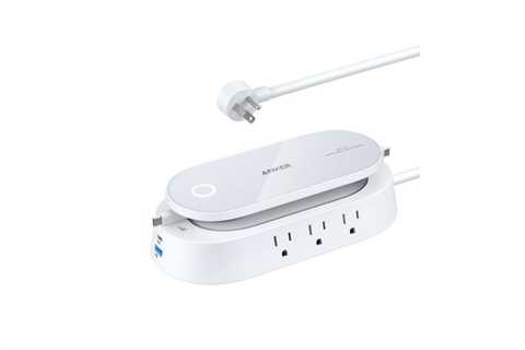 Anker 647 Charging Station (10-in-1) White for $99