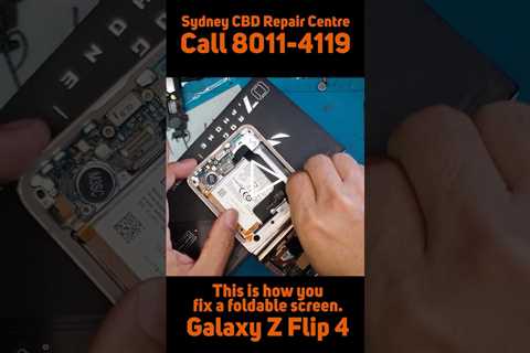 How the pros fix this [SAMSUNG GALAXY Z FLIP 4] | Sydney CBD Repair Centre #shorts