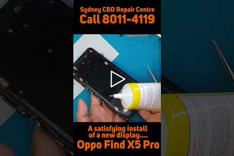 How a new display is installed into a phone... [OPPO FIND X5 PRO] | Sydney CBD Repair Centre #shorts