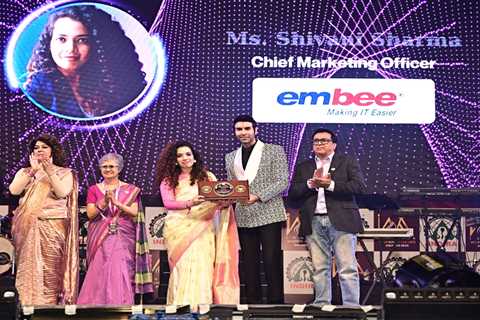 Embee Software’s CMO- Shivani Sharma Honoured with the Indira Women Achiever Award 2024