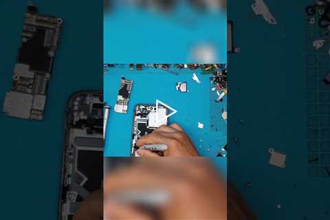 DIY Guide: Repairing Your Charging Port Like a Pro [IPHONE 14 PRO] | Sydney CBD Repair