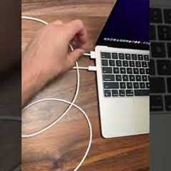NEW MacBook Air 13 can Recharge itself!  😂