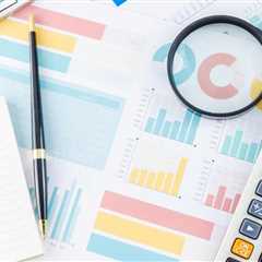 Should you keep your MacBook plugged in when you’re using it?